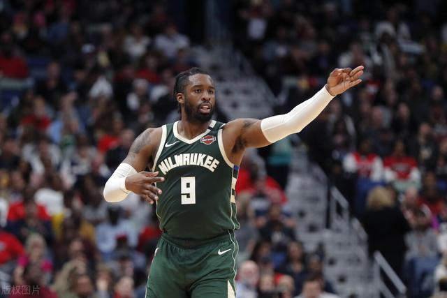 罗伊斯谈美国找房骇人往事：FBI与毒贩枪战过